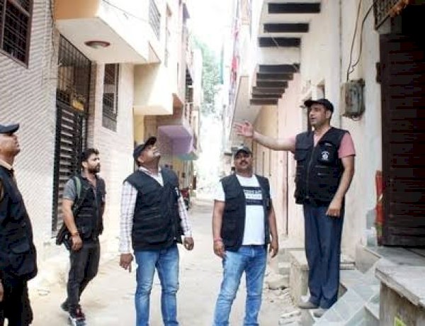 इंदौर-उज्जैन में PFI के ठिकानों पर NIA की रेड, स्टेट चीफ समेत चार गिरफ्तार, देशभर में 100 से ज्यादा सदस्य गिरफ्तार इंदौर-उज्जैन में PFI के ठिकानों पर NIA की रेड, स्टेट चीफ समेत चार गिरफ्तार, देशभर में 100 से ज्यादा सदस्य गिरफ्तार