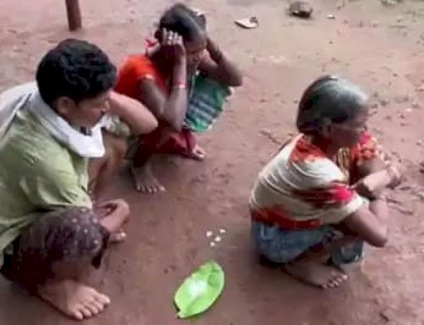 नक्सल प्रभावित बस्तर के गांवों में फैली रहस्यमयी बीमारी, 7 गांवों में 39 लोगों की मौत, 50 से ज्यादा बीमार नक्सल प्रभावित बस्तर के गांवों में फैली रहस्यमयी बीमारी, 7 गांवों में 39 लोगों की मौत, 50 से ज्यादा बीमार