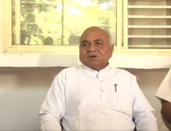 सिंधिया के साथ भाजपा में गए चार विधायक कांग्रेस में वापस आना चाहते हैं: डॉ गोविंद सिंह का बड़ा दावा सिंधिया के साथ भाजपा में गए चार विधायक कांग्रेस में वापस आना चाहते हैं: डॉ गोविंद सिंह का बड़ा दावा