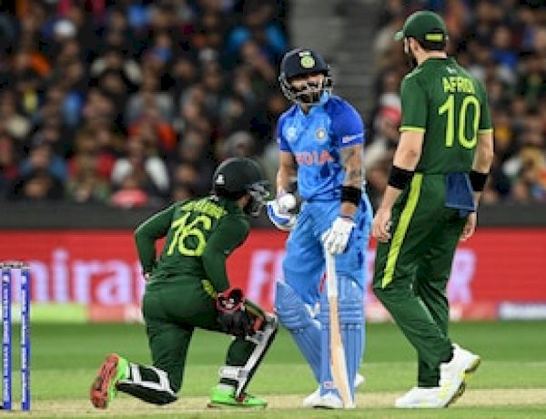 T20 वर्ल्ड कप 2022: रोमांचक मैच में भारत ने पाकिस्तान को हराया, आखिरी गेंद पर अश्विन ने जीत दिलाई