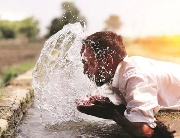 Photo Courtesy: Business Standard Photo Courtesy: Business Standard