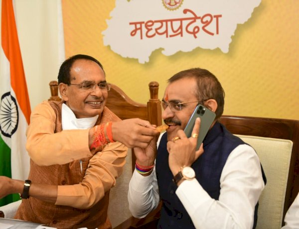 शिवराज सिंह चौहान और वीडी शर्मा शिवराज सिंह चौहान और वीडी शर्मा
