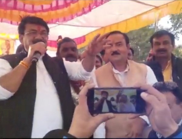 भाजपा में आ जाओ वरना बुलडोजर तैयार है, राघौगढ़ के मतदाताओं को मंत्री सिसोदिया की धमकी