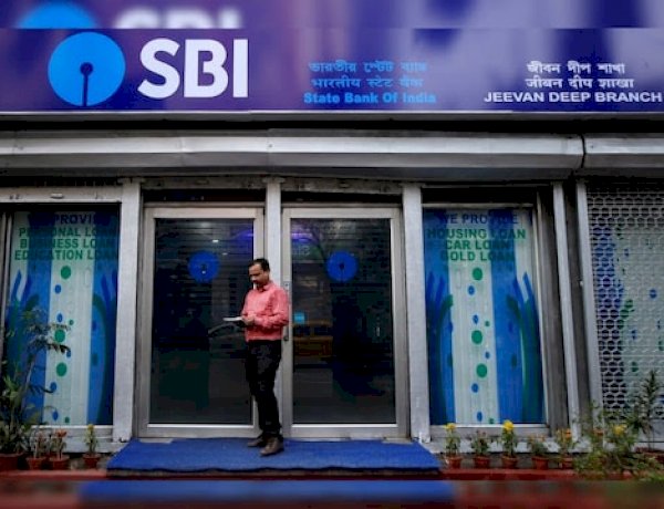 SBI ने FD पर बढ़ाया इंटरेस्ट रेट, जानें अब ग्राहकों को कितना मिलेगा ब्याज