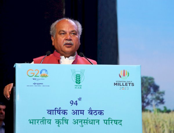 जलवायु परिवर्तन की चुनौतियों के बीच तकनीक तक किसानों की पहुंच जरूरी: केंद्रीय कृषि मंत्री जलवायु परिवर्तन की चुनौतियों के बीच तकनीक तक किसानों की पहुंच जरूरी: केंद्रीय कृषि मंत्री