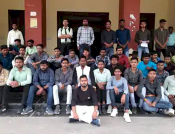 रानी दुर्गावती विवि में एग्रीकल्चर फर्स्ट ईयर के 85 फीसदी छात्र फेल, आक्रोशित छात्रों ने किया हंगामा
