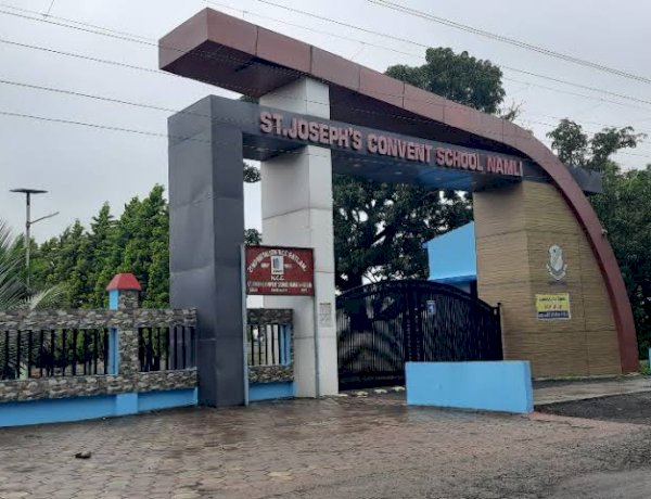 सेंट जोसेफ कॉन्वेंट स्कूल के टॉयलेट में लगे थे CCTV कैमरे, स्कूल प्रबंधन पर गंभीर धाराओं में FIR सेंट जोसेफ कॉन्वेंट स्कूल के टॉयलेट में लगे थे CCTV कैमरे, स्कूल प्रबंधन पर गंभीर धाराओं में FIR