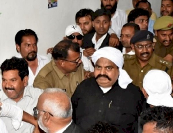 माफिया अतीक अहमद को उम्रकैद, उमेश पाल अपहरण मामले में MP-MLA कोर्ट ने सुनाई सजा माफिया अतीक अहमद को उम्रकैद, उमेश पाल अपहरण मामले में MP-MLA कोर्ट ने सुनाई सजा