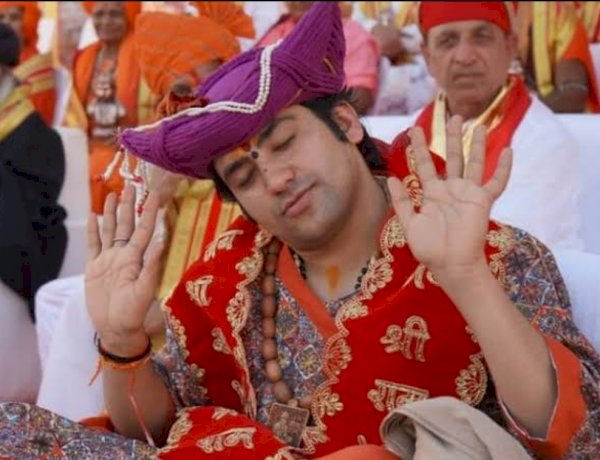 गीदड़ की खाल पहनकर कोई शेर नहीं बन सकता, साईं बाबा को लेकर धीरेंद्र शास्त्री का विवादित बयान गीदड़ की खाल पहनकर कोई शेर नहीं बन सकता, साईं बाबा को लेकर धीरेंद्र शास्त्री का विवादित बयान