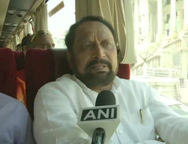 कर्नाटक के पूर्व डिप्टी सीएम ने छोड़ी बीजेपी, बोले मुझे कटोरा लेकर भीख मांगने की आदत नहीं कर्नाटक के पूर्व डिप्टी सीएम ने छोड़ी बीजेपी, बोले मुझे कटोरा लेकर भीख मांगने की आदत नहीं