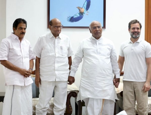 शरद पवार की हुई खड़गे और राहुल गांधी से मुलाकात, विपक्षी एकता को लेकर हुई चर्चा शरद पवार की हुई खड़गे और राहुल गांधी से मुलाकात, विपक्षी एकता को लेकर हुई चर्चा