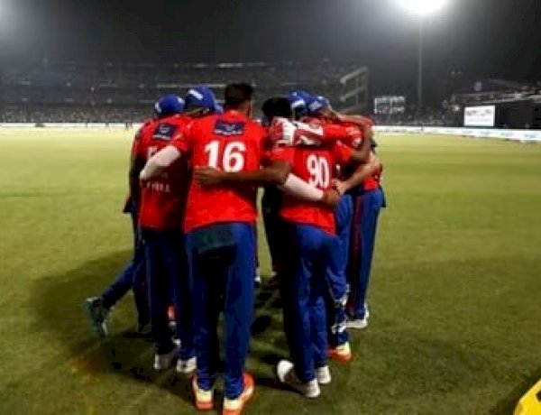 दिल्ली कैपिटल्स के बल्लेबाज़ों के 16 बैट हुए चोरी, किट बैग से अन्य सामान भी नदारद दिल्ली कैपिटल्स के बल्लेबाज़ों के 16 बैट हुए चोरी, किट बैग से अन्य सामान भी नदारद