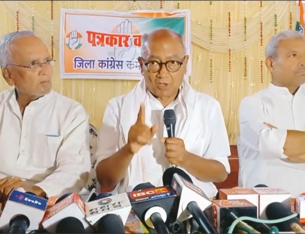 हम अपने कार्यकर्ताओं के लिए जिला कोर्ट से लेकर सुप्रीम कोर्ट तक लड़ाई लडेंगे, सीहोर में बोले दिग्विजय सिंह हम अपने कार्यकर्ताओं के लिए जिला कोर्ट से लेकर सुप्रीम कोर्ट तक लड़ाई लडेंगे, सीहोर में बोले दिग्विजय सिंह