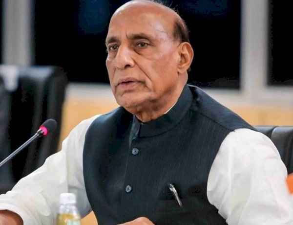 रक्षा मंत्री राजनाथ सिंह को हुआ कोरोना, खुद को किया आइसोलेट रक्षा मंत्री राजनाथ सिंह को हुआ कोरोना, खुद को किया आइसोलेट