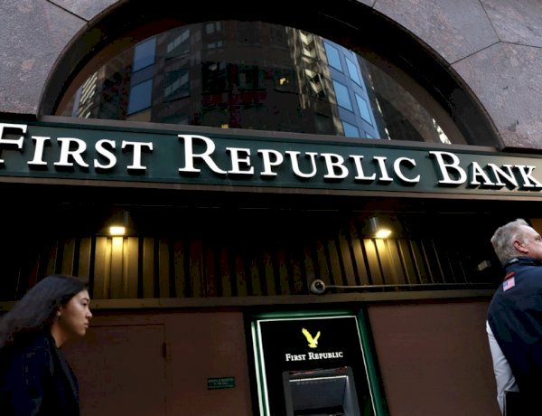 अमेरिका में एक और बैंक डूबा, अमेरिकी रेगुलेटर्स ने फर्स्ट रिपब्लिक बैंक को किया सीज़