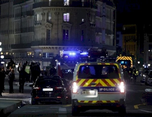 मई दिवस पर फ्रांस में भड़की हिंसा, पेंशन कानून के खिलाफ प्रदर्शन के दौरान 100 से ज्यादा पुलिसकर्मी घायल