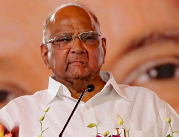 शरद पवार ने NCP अध्यक्ष पद छोड़ने का किया ऐलान, महाराष्ट्र की सियासत में भूचाल शरद पवार ने NCP अध्यक्ष पद छोड़ने का किया ऐलान, महाराष्ट्र की सियासत में भूचाल