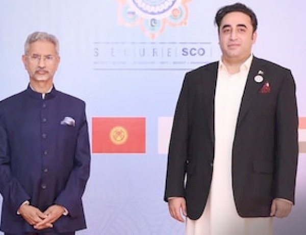 बिलावल भुट्टो पर बरसे विदेश मंत्री एस जयशंकर, बताया आतंक उद्योग का प्रवक्ता बिलावल भुट्टो पर बरसे विदेश मंत्री एस जयशंकर, बताया आतंक उद्योग का प्रवक्ता