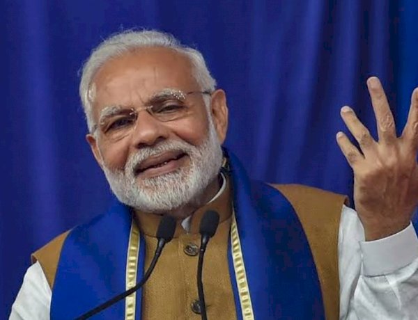 पीएम मोदी के मन की बात ना सुनना छात्रों को पड़ा महंगा, स्कूल ने ठोका 100 रुपए जुर्माना पीएम मोदी के मन की बात ना सुनना छात्रों को पड़ा महंगा, स्कूल ने ठोका 100 रुपए जुर्माना