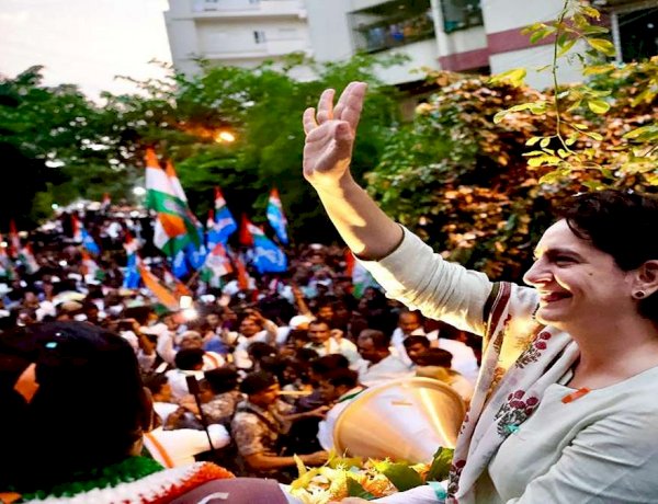 कर्नाटक में आज थम जाएगा चुनावी शोर, आखिरी दिन कांग्रेस ने झोंकी ताकत, राहुल-प्रियंका करेंगे रोड शो कर्नाटक में आज थम जाएगा चुनावी शोर, आखिरी दिन कांग्रेस ने झोंकी ताकत, राहुल-प्रियंका करेंगे रोड शो