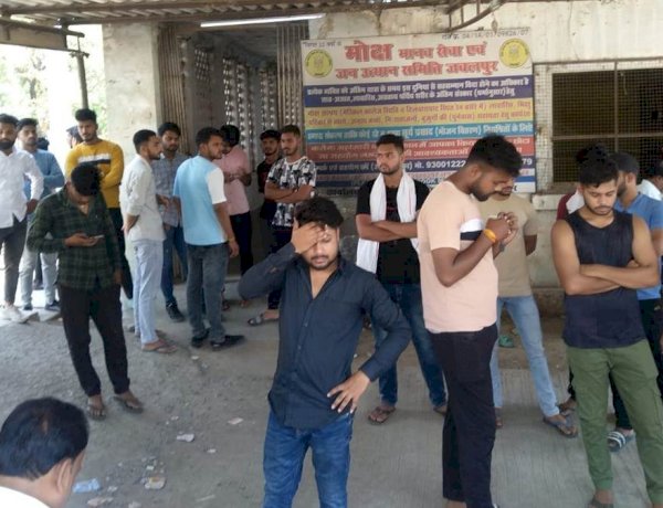 नर्मदा नदी में डूबने से भाजपा नेता के बेटे समेत दो की मौत, डूब रहे एक को बचाने में दोनों डूबे नर्मदा नदी में डूबने से भाजपा नेता के बेटे समेत दो की मौत, डूब रहे एक को बचाने में दोनों डूबे