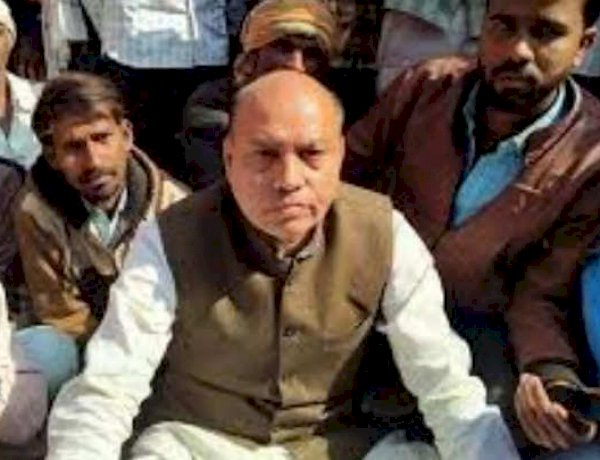 भाजपा विधायक प्रदीप लारिया के खिलाफ गिरफ्तारी वारंट जारी, अपनी ही सरकार में घिरे दलित MLA भाजपा विधायक प्रदीप लारिया के खिलाफ गिरफ्तारी वारंट जारी, अपनी ही सरकार में घिरे दलित MLA