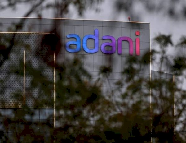 अडानी हिंडनबर्ग मामले में एक्सपर्ट कमेटी की रिपोर्ट सार्वजनिक, 13 शेल कंपनियों के मालिकों का पता नहीं अडानी हिंडनबर्ग मामले में एक्सपर्ट कमेटी की रिपोर्ट सार्वजनिक, 13 शेल कंपनियों के मालिकों का पता नहीं