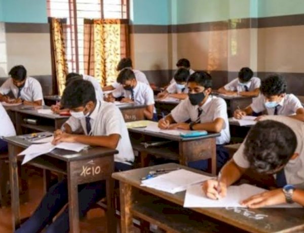 पेपर लीक करने वालों पर लगेगा NSA, 6 महीने नहीं होगी जमानत, 13 पर्चे लीक होने के बाद कानून बनाने की तैयारी पेपर लीक करने वालों पर लगेगा NSA, 6 महीने नहीं होगी जमानत, 13 पर्चे लीक होने के बाद कानून बनाने की तैयारी