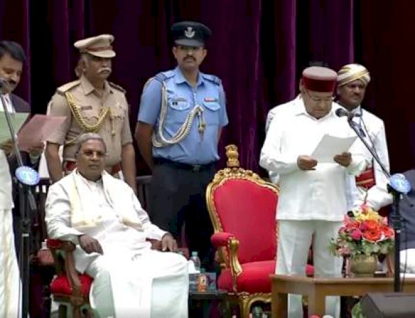 कर्नाटक कैबिनेट का विस्तार, 24 नए मंत्रियों ने ली शपथ, कांग्रेस ने ऐसे साधा जाति संतुलन कर्नाटक कैबिनेट का विस्तार, 24 नए मंत्रियों ने ली शपथ, कांग्रेस ने ऐसे साधा जाति संतुलन