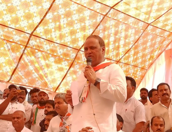 कांग्रेस की सरकार बनते ही बीना को जिला बनाएंगे, पूर्व केंद्रीय मंत्री अरुण यादव का बड़ा ऐलान कांग्रेस की सरकार बनते ही बीना को जिला बनाएंगे, पूर्व केंद्रीय मंत्री अरुण यादव का बड़ा ऐलान
