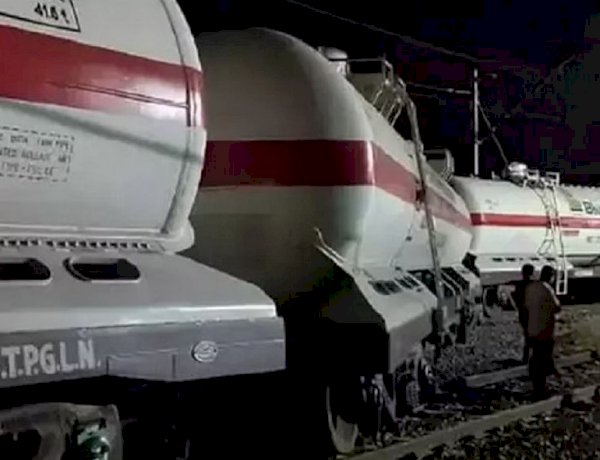 ओडिशा के बाद मध्य प्रदेश में ट्रेन हादसा, पटरी से उतरी दो मालगाड़ी, रेल प्रशासन में हड़कंप