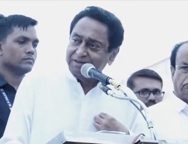 मंदसौर किसान हत्याकांड की जांच रिपोर्ट सार्वजनिक क्यों नहीं की, कमलनाथ ने दागे शिवराज सरकार पर सवाल मंदसौर किसान हत्याकांड की जांच रिपोर्ट सार्वजनिक क्यों नहीं की, कमलनाथ ने दागे शिवराज सरकार पर सवाल