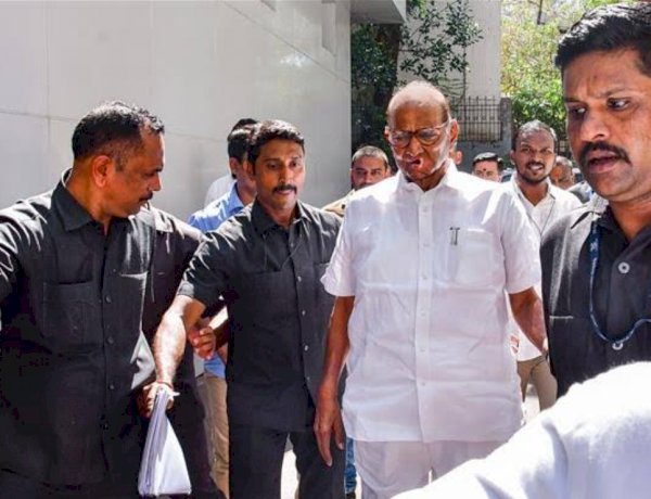 दाभोलकर जैसा हश्र होगा... NCP चीफ शरद पवार को मिली जान से मारने की धमकी दाभोलकर जैसा हश्र होगा... NCP चीफ शरद पवार को मिली जान से मारने की धमकी
