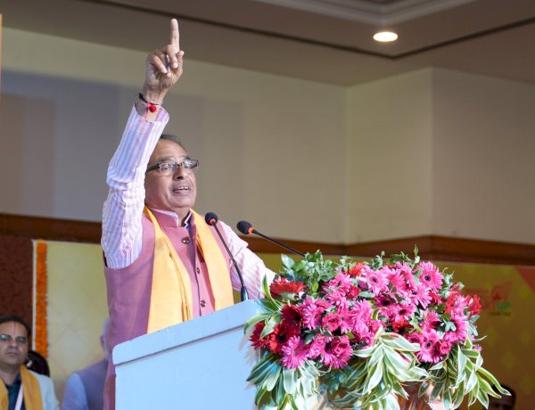 चिंता मत करना चुनाव के बाद भी हम ही आ रहे हैं, MSME समिट में उद्योगपतियों से बोले सीएम शिवराज चिंता मत करना चुनाव के बाद भी हम ही आ रहे हैं, MSME समिट में उद्योगपतियों से बोले सीएम शिवराज