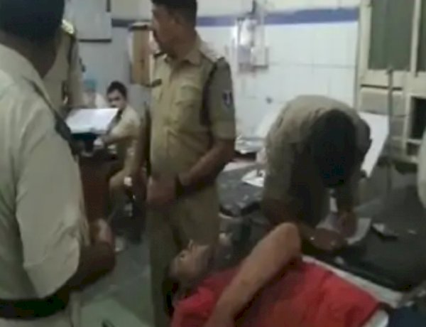 ग्वालियर में गुंडे बेखौफ, पत्रकार को किडनैप कर रातभर पीटा, जांघ में मारी गोली ग्वालियर में गुंडे बेखौफ, पत्रकार को किडनैप कर रातभर पीटा, जांघ में मारी गोली