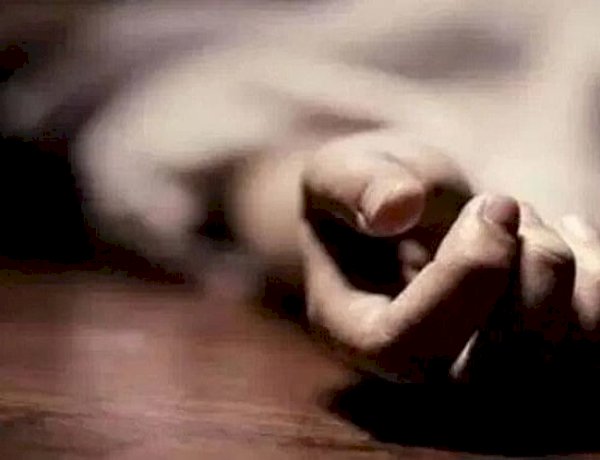 आंगनवाड़ी सहायिका ने जहर खाकर की आत्महत्या, परिजनों पर लगे प्रताड़ना के आरोप आंगनवाड़ी सहायिका ने जहर खाकर की आत्महत्या, परिजनों पर लगे प्रताड़ना के आरोप