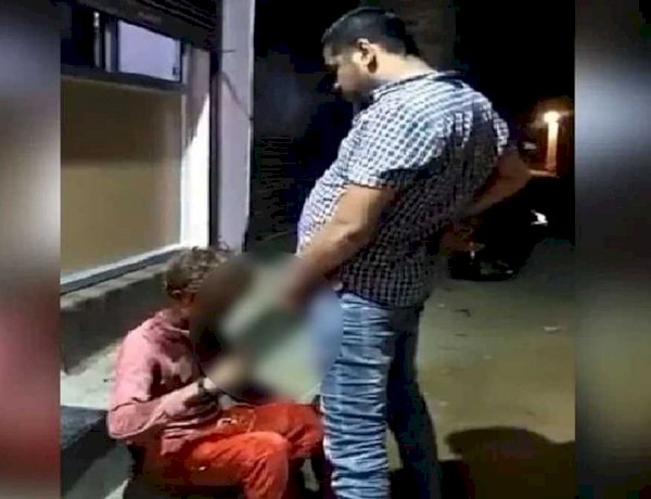 पेशाबकांड के पीड़ित को पुलिस ने बनाया बंधक, अनिश्चितकालीन धरने पर बैठे कांग्रेस नेता कमलेश्वर पटेल पेशाबकांड के पीड़ित को पुलिस ने बनाया बंधक, अनिश्चितकालीन धरने पर बैठे कांग्रेस नेता कमलेश्वर पटेल