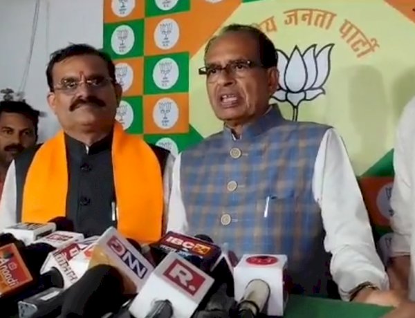 अपराधी केवल अपराधी होता है, उसकी कोई जाति, धर्म या पार्टी नहीं होती, सीधी पेशाबकांड पर बोले सीएम शिवराज अपराधी केवल अपराधी होता है, उसकी कोई जाति, धर्म या पार्टी नहीं होती, सीधी पेशाबकांड पर बोले सीएम शिवराज