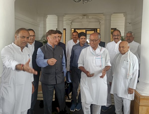 प्रतीकात्मक तस्वीर प्रतीकात्मक तस्वीर