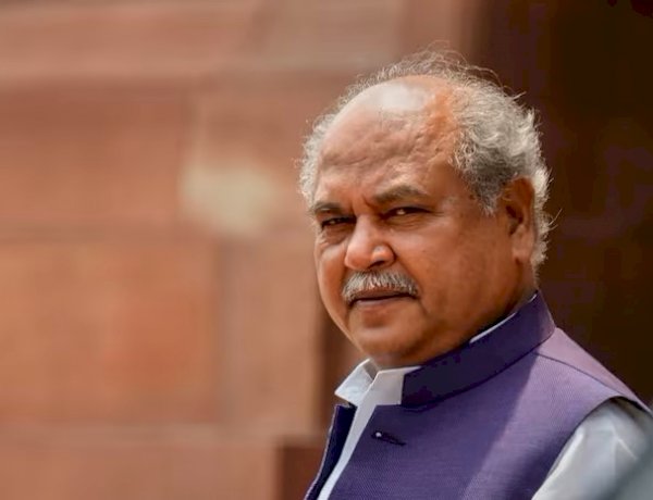 केंद्रीय मंत्री नरेंद्र सिंह तोमर केंद्रीय मंत्री नरेंद्र सिंह तोमर