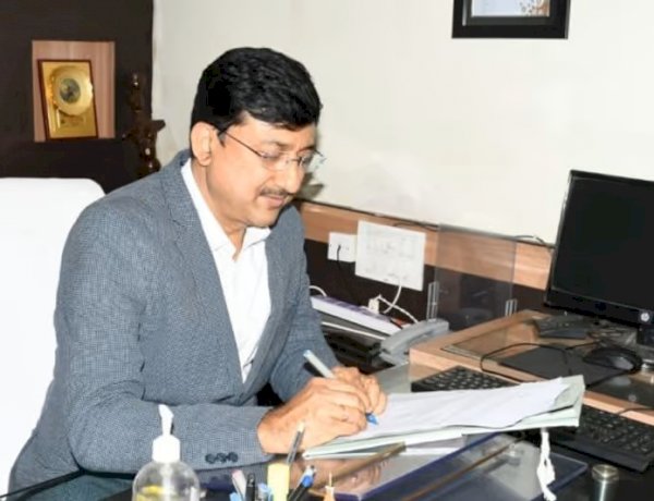 श्‍योपुर के नवनियुक्‍त कलेक्‍टर आईएएस किशोर कन्‍याल 