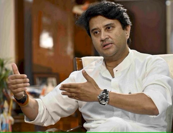 केंद्रीय मंत्री ज्योतिरादित्य सिंधिया केंद्रीय मंत्री ज्योतिरादित्य सिंधिया