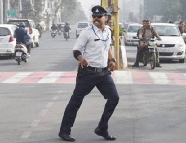 Photo Courtesy: Dainik Bhaskar Photo Courtesy: Dainik Bhaskar