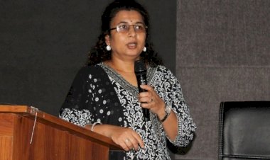 आईएएस मीनाक्षी सिंह 