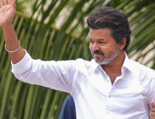 करूर भगदड़ केस में CBI ने एक्टर विजय को भेजा समन, 41 लोगों की हुई थी मौत