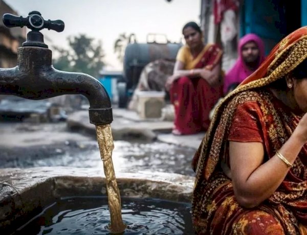 शहरी नियोजन की विफलता का घातक परिणाम है इंदौर की त्रासदी, नल से स्वच्छ जल नहीं तो विकास अधूरा है