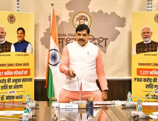 दफ्तर दरबारी: कलेक्‍टर साहब देखिए, 60 साल के पहले लोग मरने न पाएं