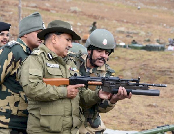 दफ्तर दरबारीः एक डंडे से तो नहीं डर सकते एडीजी पुलिस राजाबाबू  सिंह