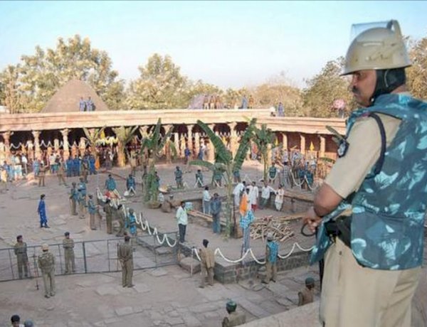MP हाईकोर्ट ने धार भोजशाला को मंदिर माना, मुस्लिम नहीं पढ़ सकेंगे नमाज
