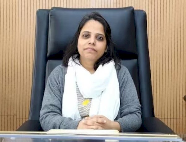 दफ्तर दरबारी: आईएएस  ने दर्द सुनाया तो मिली नसीहतें, दर्द की दवा नहीं